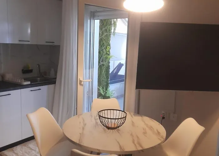 Apartment Nature Nest Larissa